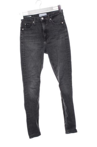 Дамски дънки Calvin Klein Jeans, Размер S, Цвят Сив, Цена 35,27 €