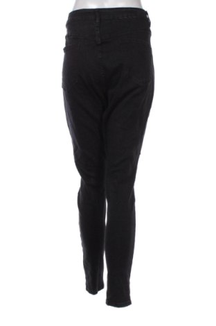Дамски дънки Chic, Размер XL, Цвят Черен, Цена 11,24 €