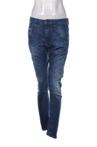 Дамски дънки Diesel, Размер L, Цвят Син, Цена 57,77 €