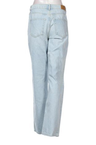 Damskie jeansy Gina Tricot, Rozmiar M, Kolor Niebieski, Cena 91,09 zł