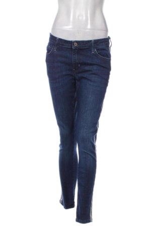 Дамски дънки Guess, Размер L, Цвят Син, Цена 35,27 €