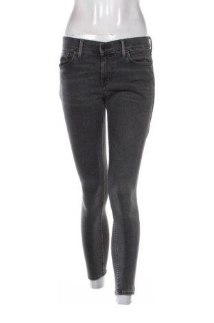 Дамски дънки Levi's, Размер M, Цвят Сив, Цена 38,85 €