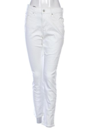 Дамски дънки Levi's, Размер M, Цвят Бял, Цена 89,47 €