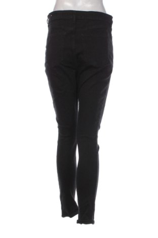 Дамски дънки Mango, Размер M, Цвят Черен, Цена 17,89 €