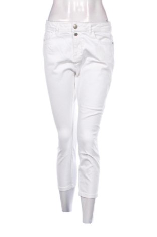 Damskie jeansy Multiblu, Rozmiar L, Kolor Biały, Cena 80,38 zł, #136504511