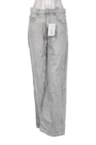 Dámské džíny  Pull&Bear, Velikost M, Barva Šedá, Cena  699,00 Kč