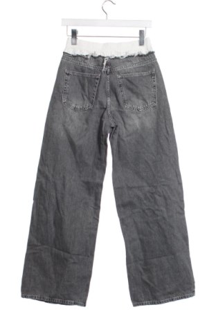 Γυναικείο Τζίν Pull&Bear, Μέγεθος XS, Χρώμα Πολύχρωμο, Τιμή 17,99 €