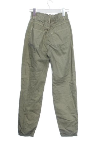 Γυναικείο Τζίν Pull&Bear, Μέγεθος XS, Χρώμα Πράσινο, Τιμή 17,99 €