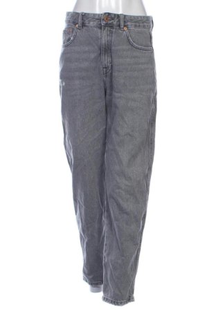 Damskie jeansy Pull&Bear, Rozmiar M, Kolor Czarny, Cena 78,99 zł