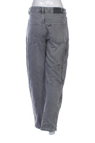 Damskie jeansy Pull&Bear, Rozmiar M, Kolor Czarny, Cena 78,99 zł