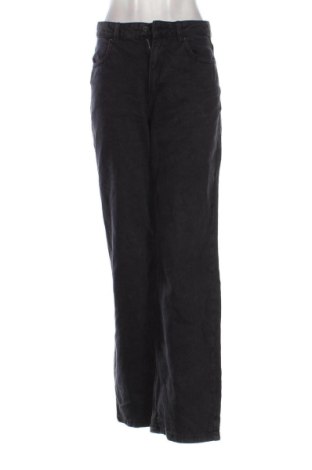 Дамски дънки Pull&Bear, Размер S, Цвят Сив, Цена 15,33 €