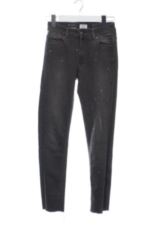 Blugi de femei Q/S by S.Oliver, Mărime XS, Culoare Gri, Preț 109,48 Lei