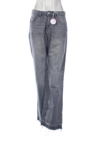 Damskie jeansy Sinsay, Rozmiar M, Kolor Szary, Cena 126,00 zł