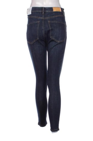 Дамски дънки Stradivarius, Размер M, Цвят Син, Цена 24,03 €