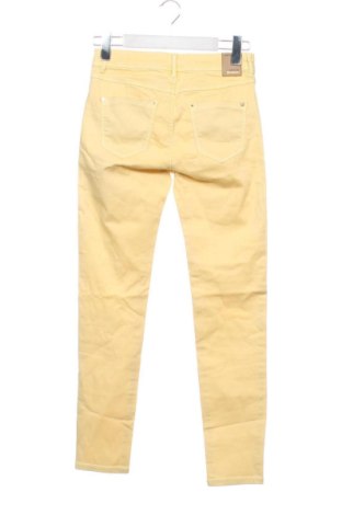 Дамски дънки Stradivarius, Размер XS, Цвят Жълт, Цена 15,33 €