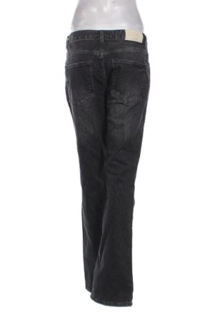 Дамски дънки Stradivarius, Размер XL, Цвят Черен, Цена 20,45 €