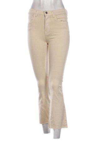 Blugi de femei Stradivarius, Mărime S, Culoare Bej, Preț 91,99 Lei