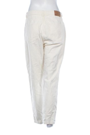 Damskie jeansy Terranova, Rozmiar L, Kolor ecru, Cena 78,99 zł