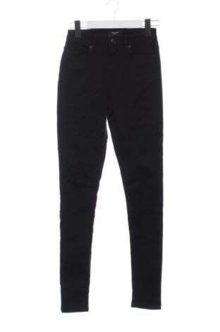 Дамски дънки Vero Moda, Размер XS, Цвят Черен, Цена 30,67 €