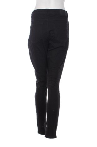 Дамски дънки Vero Moda, Размер XL, Цвят Черен, Цена 13,29 €