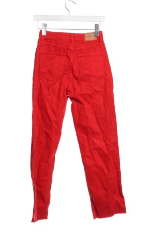 Damskie jeansy Zara, Rozmiar XXS, Kolor Czerwony, Cena 72,99 zł