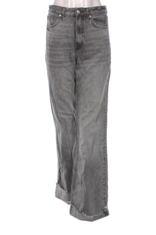 Damskie jeansy Zara, Rozmiar S, Kolor Szary, Cena 73,99 zł, #136468532