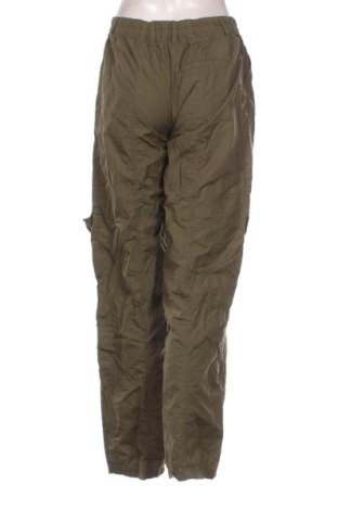Pantaloni de velvet de femei Terranova, Mărime M, Culoare Verde, Preț 91,99 Lei