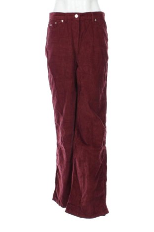 Damskie sztruksy Tommy Jeans, Rozmiar M, Kolor Czerwony, Cena 504,99 zł