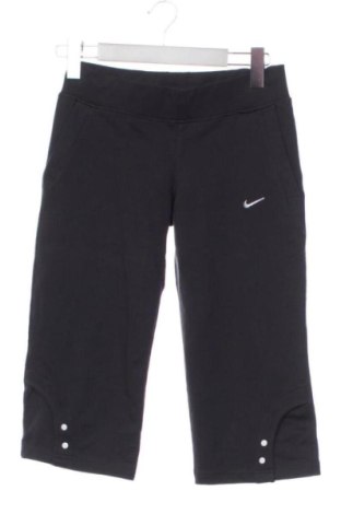 Γυναικείο κοντό παντελόνι Adidas, Μέγεθος XS, Χρώμα Γκρί, Τιμή 20,99 €