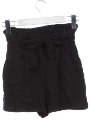 Dámské kraťasy  Bershka, Velikost XS, Barva Černá, Cena  289,00 Kč