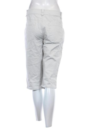 Γυναικείο κοντό παντελόνι Bpc Bonprix Collection, Μέγεθος XL, Χρώμα  Μπέζ, Τιμή 11,99 €