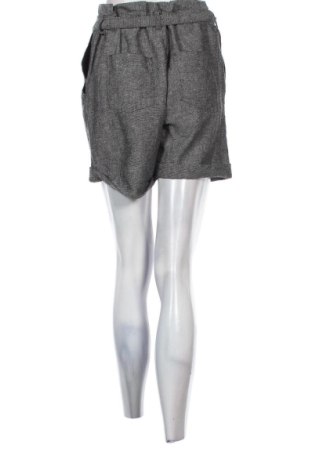 Pantaloni scurți de femei Calliope, Mărime M, Culoare Multicolor, Preț 60,99 Lei