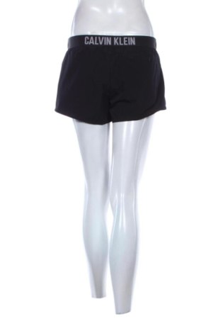 Дамски къс панталон Calvin Klein, Размер S, Цвят Черен, Цена 24,55 €