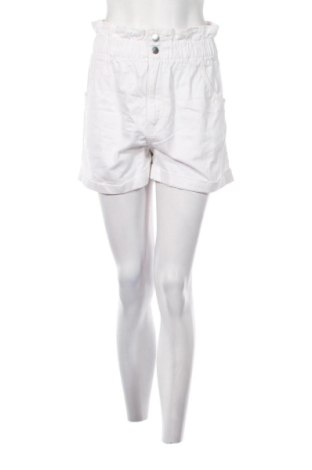 Γυναικείο κοντό παντελόνι H&M, Μέγεθος S, Χρώμα Λευκό, Τιμή 11,99 €