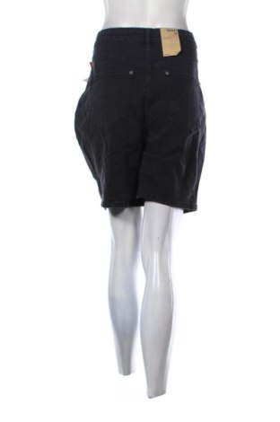 Дамски къс панталон Kiabi, Размер XL, Цвят Черен, Цена 16,36 €