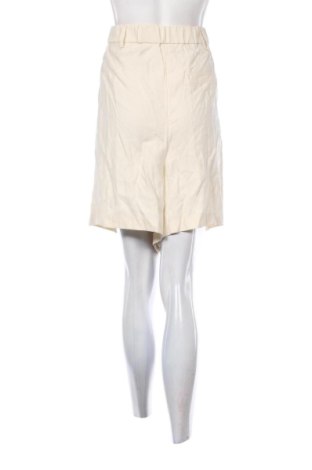 Damen Shorts Kiabi, Größe 3XL, Farbe Ecru, Preis 12,99 €