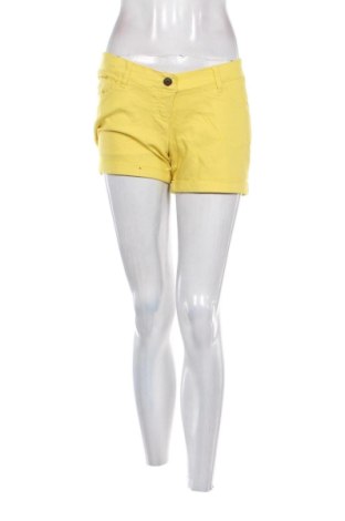 Дамски къс панталон Maddison, Размер S, Цвят Жълт, Цена 17,89 €