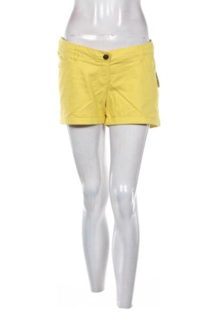 Damen Shorts Maternite, Größe L, Farbe Gelb, Preis 51,99 €