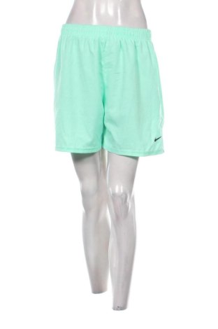 Pantaloni scurți de femei Nike, Mărime M, Culoare Verde, Preț 151,99 Lei