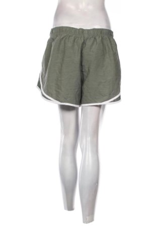 Damen Shorts Nike, Größe XL, Farbe Grün, Preis 17,00 €