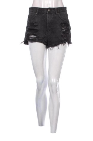 Damen Shorts Pull&Bear, Größe M, Farbe Schwarz, Preis 12,99 €