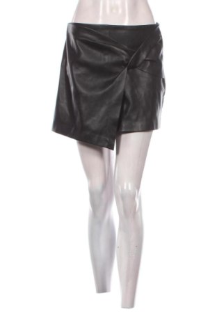 Pantaloni scurți de femei Reserved, Mărime M, Culoare Negru, Preț 52,13 Lei