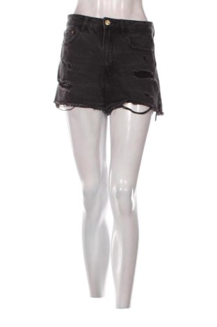Damen Shorts Stradivarius, Größe S, Farbe Grau, Preis € 10,00