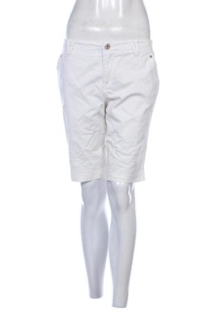 Pantaloni scurți de femei Street One, Mărime XL, Culoare Alb, Preț 107,99 Lei