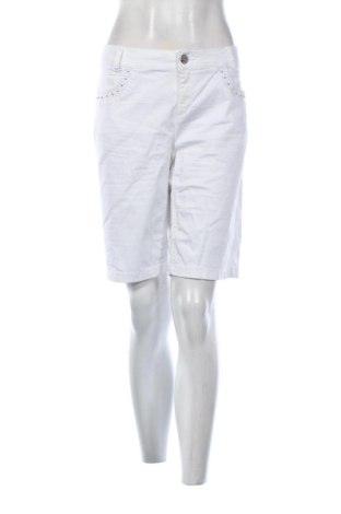 Pantaloni scurți de femei Street One, Mărime XL, Culoare Alb, Preț 88,62 Lei, #136463835