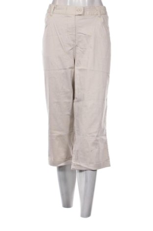 Дамски къс панталон Unbranded, Размер XL, Цвят Бежов, Цена 16,36 €