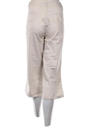 Дамски къс панталон Unbranded, Размер XL, Цвят Бежов, Цена 16,36 €