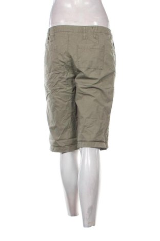 Pantaloni scurți de femei Vero Moda, Mărime XL, Culoare Verde, Preț 53,00 Lei