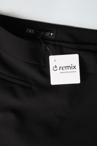 Pantaloni scurți de femei Zara, Mărime L, Culoare Negru, Preț 63,99 Lei