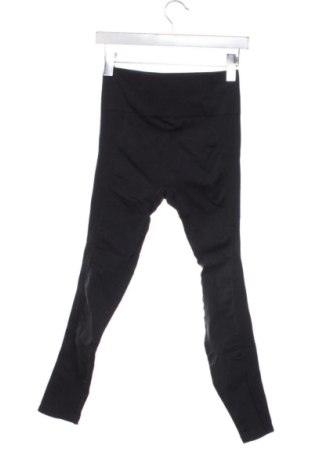 Дамски клин Hummel, Размер XS, Цвят Черен, Цена 14,31 €